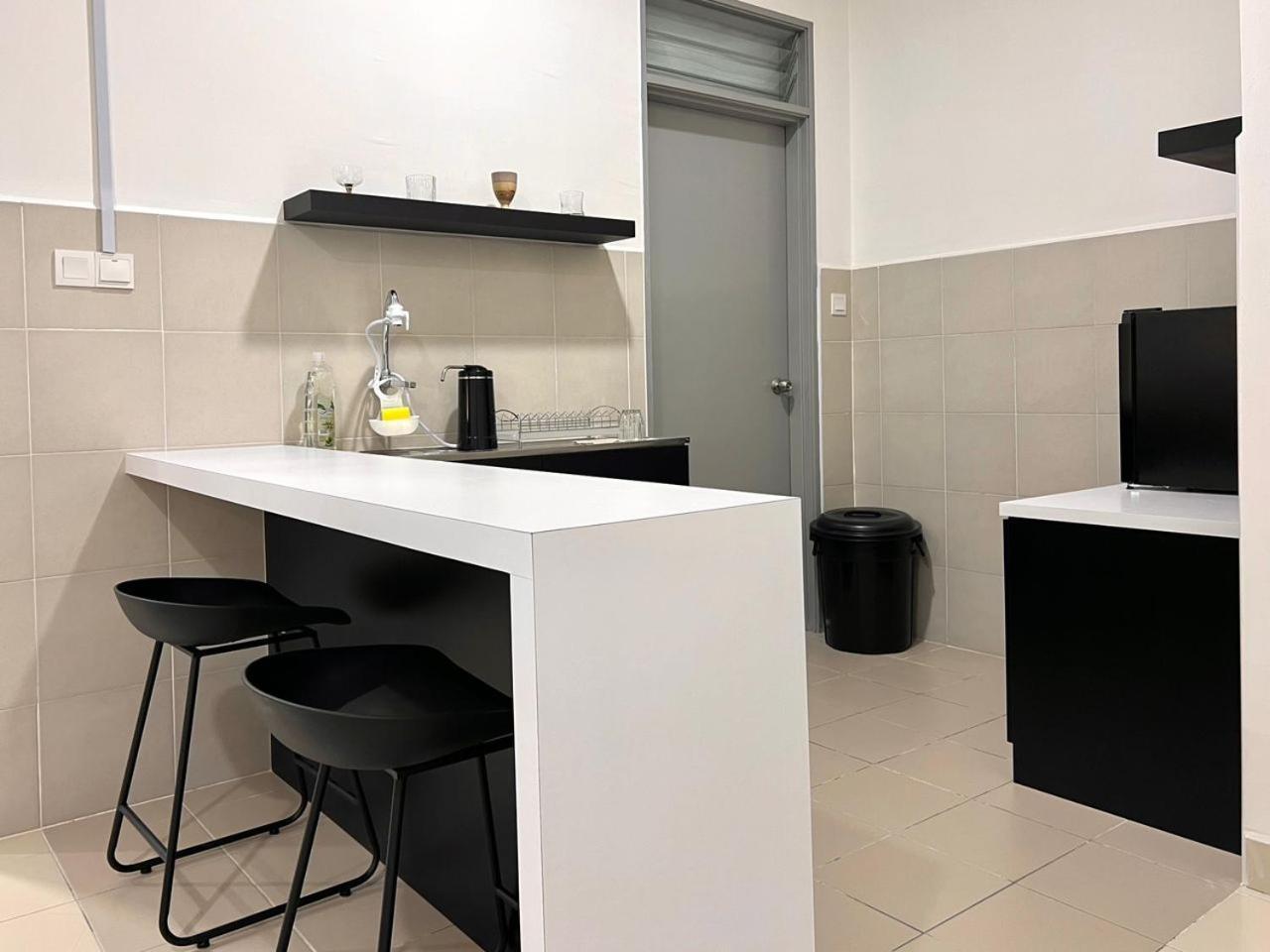 Apartment Bw White Falim Ipoh